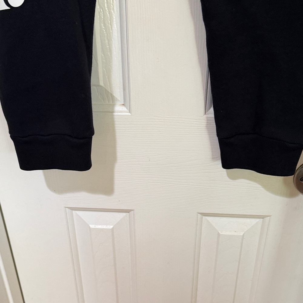 Women’s Black Carhart Jogger Pants - Comfortable Everyday Wear - Picture 5 of 5